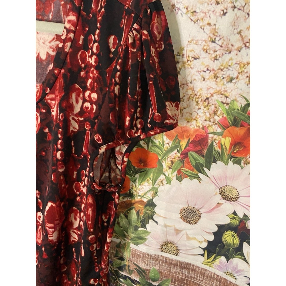 Womens short sleeve blouse size small - Picture 3 of 7